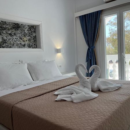3 Bedroom House Included Free Car Rental Perissa  Exterior photo