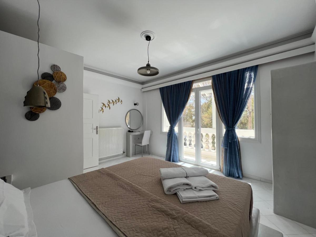 3 Bedroom House Included Free Car Rental Perissa  Exterior photo