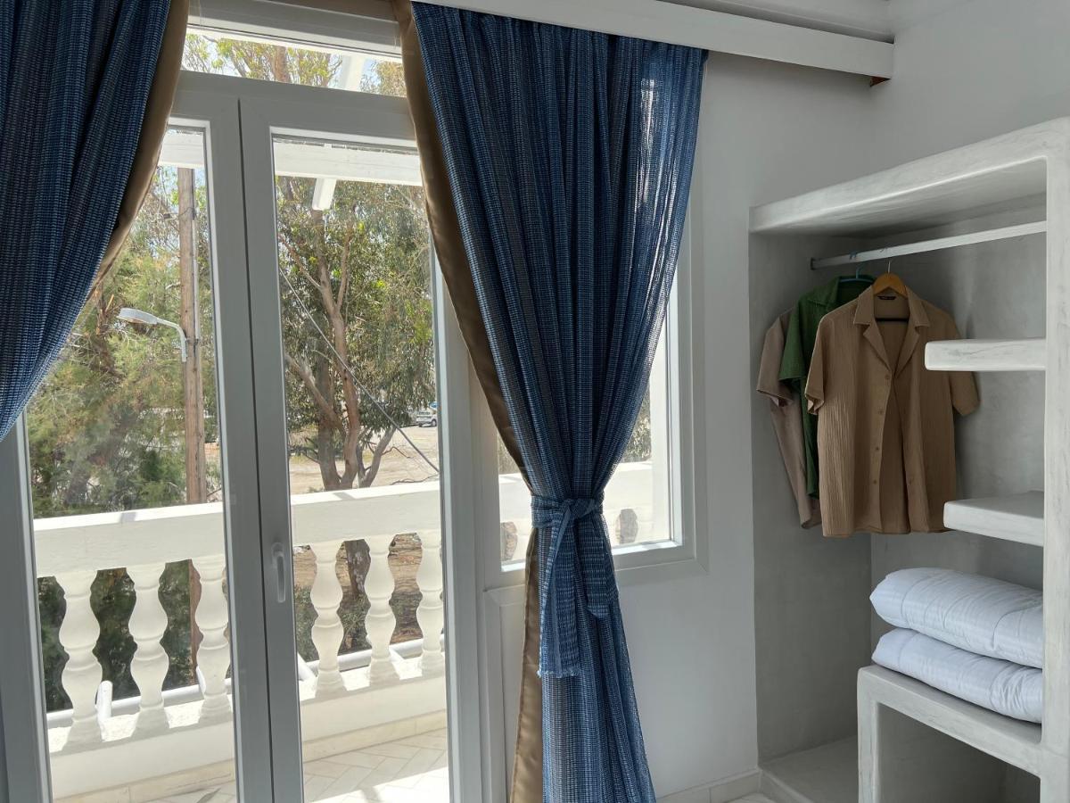 3 Bedroom House Included Free Car Rental Perissa  Exterior photo