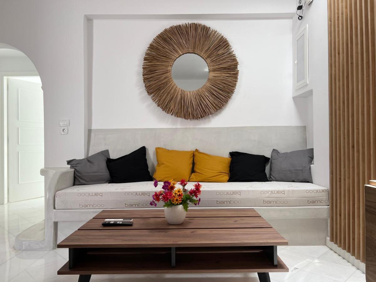 3 Bedroom House Included Free Car Rental Perissa  Exterior photo