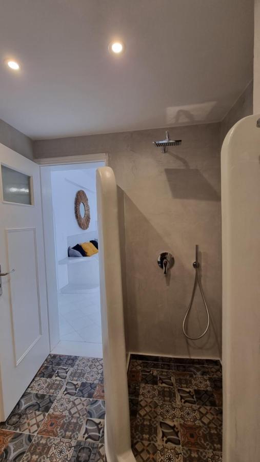 3 Bedroom House Included Free Car Rental Perissa  Exterior photo